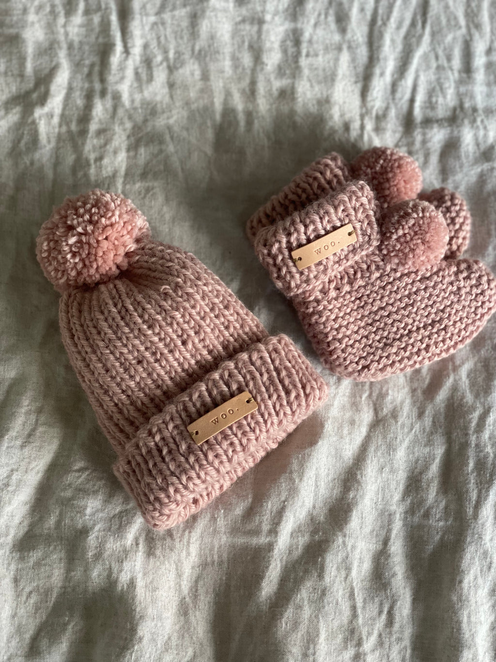pink - 'the halfpipe' beanie & 'pom pom bootie' set newborn - 3 months